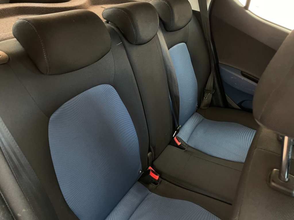 Used Hyundai i10 2014 for sale - 76642294: Photo 18