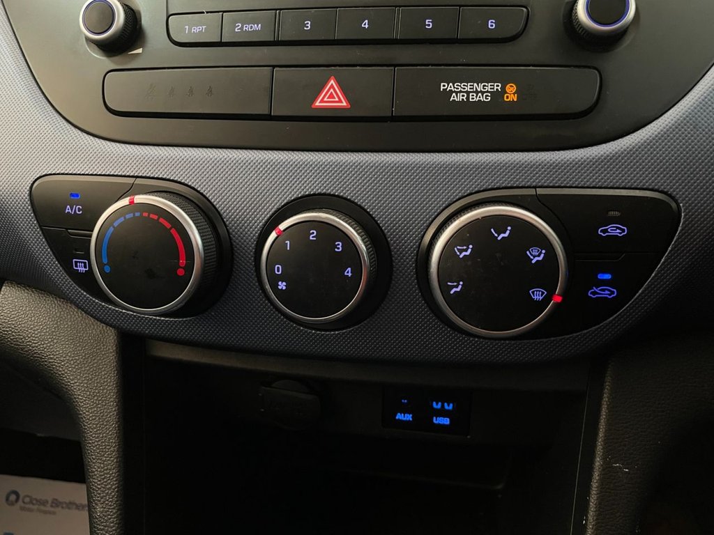 Used Hyundai i10 2014 for sale - 76642294: Photo 23