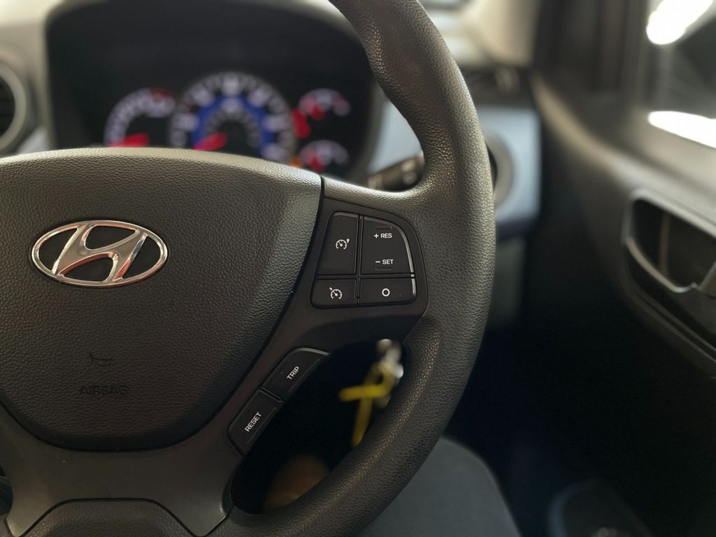 Used Hyundai i10 2014 for sale - 76642294: Photo 27