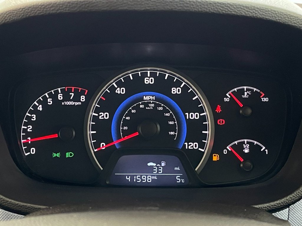 Used Hyundai i10 2014 for sale - 76642294: Photo 29