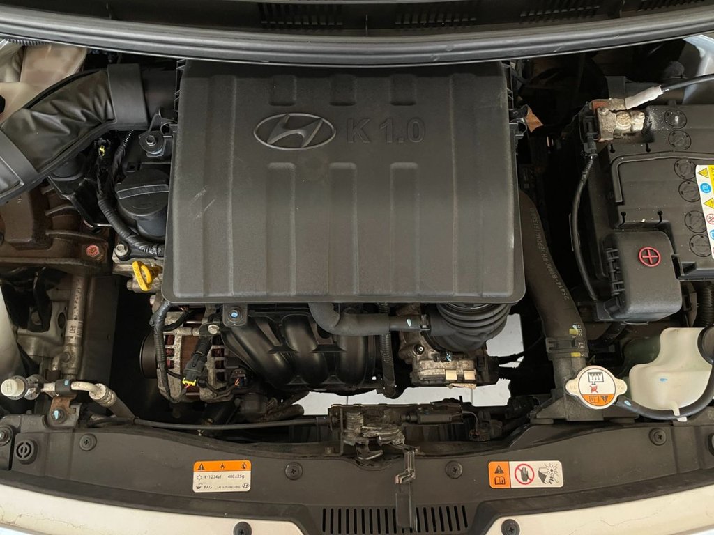 Used Hyundai i10 2014 for sale - 76642294: Photo 40