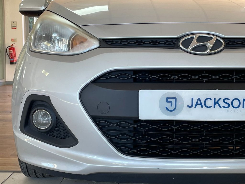 Used Hyundai i10 2014 for sale - 76642294: Photo 6