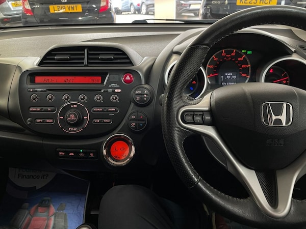 Used Honda Jazz 2012 for sale - 76241381: Photo 21