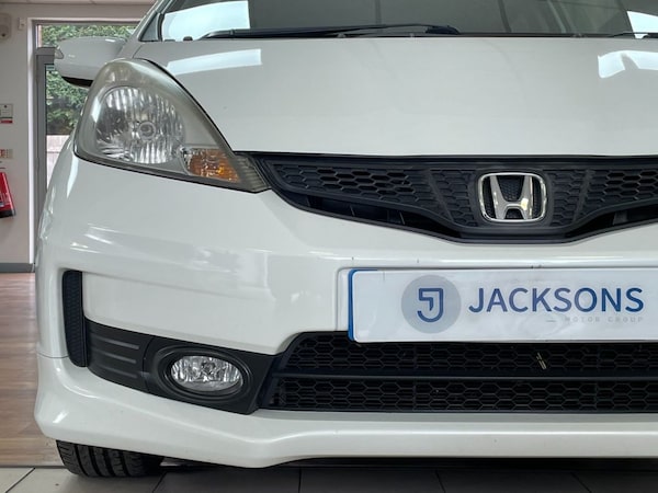 Used Honda Jazz 2012 for sale - 76241381: Photo 6