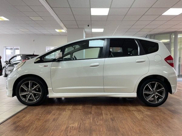 Used Honda Jazz 2012 for sale - 76241381: Photo 9