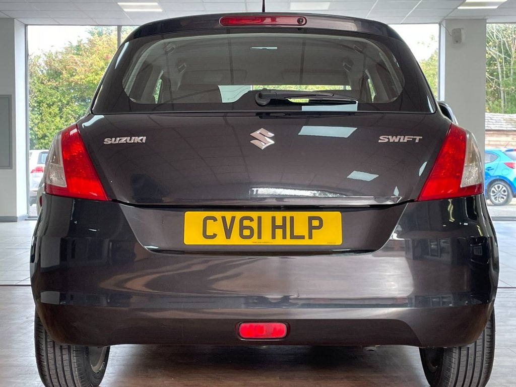 Used Suzuki Swift 2011 for sale - 76105643: Photo 11