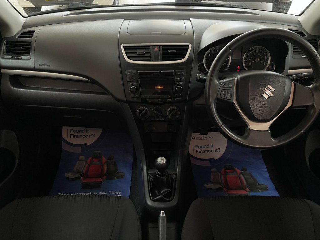 Used Suzuki Swift 2011 for sale - 76105643: Photo 2