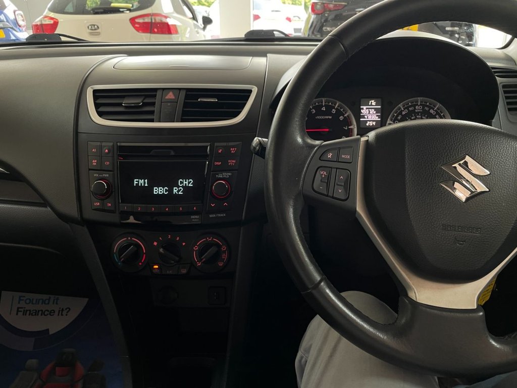 Used Suzuki Swift 2011 for sale - 76105643: Photo 21