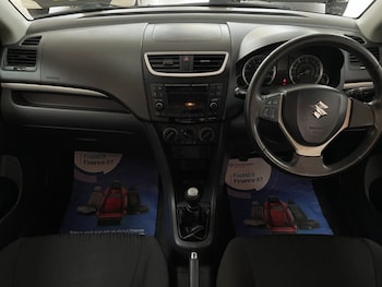 Used Suzuki Swift 2011 for sale - 76105643: Photo 2