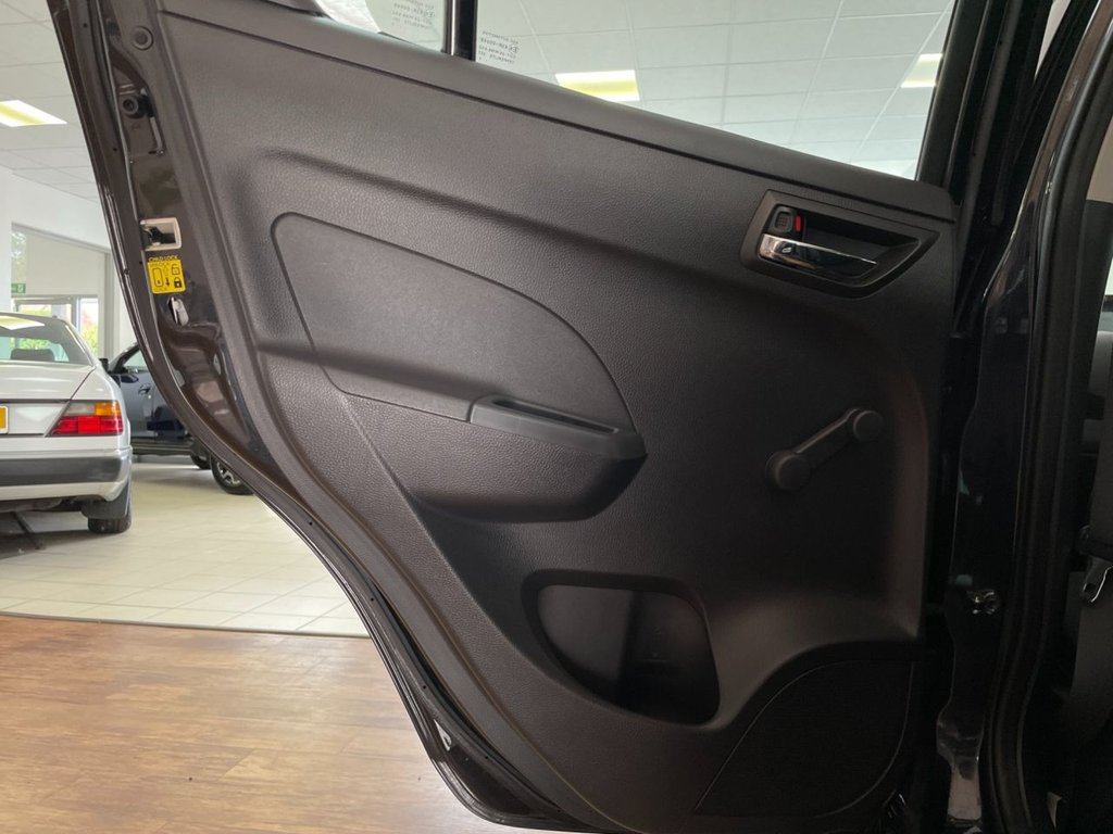 Used Suzuki Swift 2011 for sale - 76105643: Photo 38