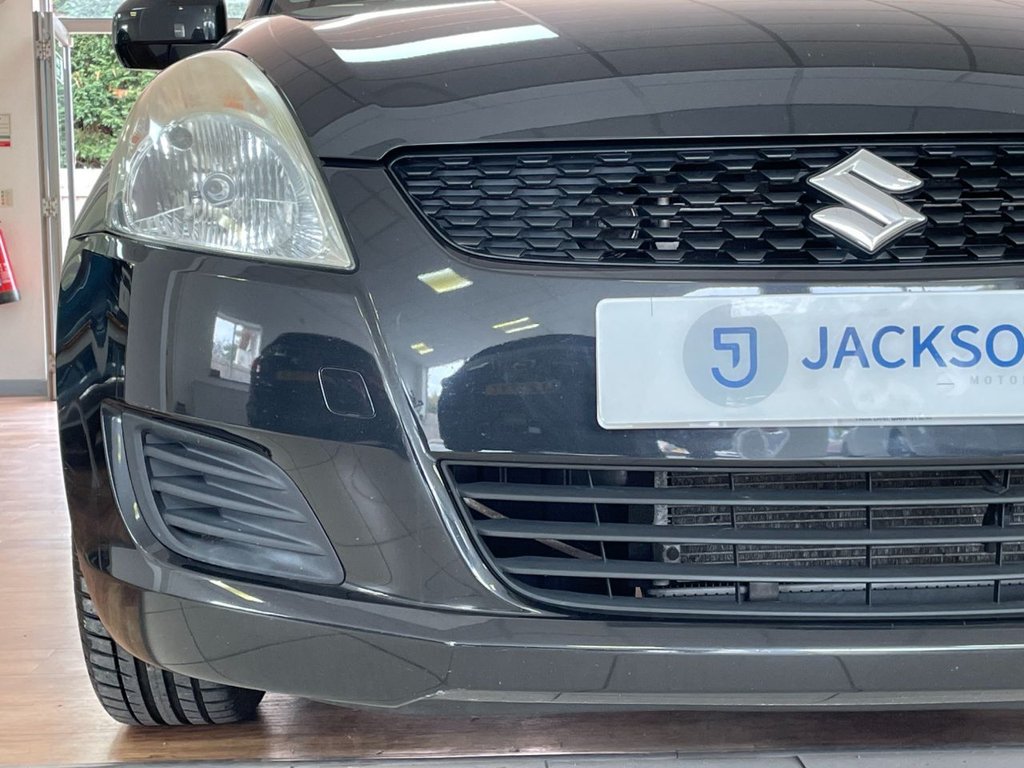 Used Suzuki Swift 2011 for sale - 76105643: Photo 6