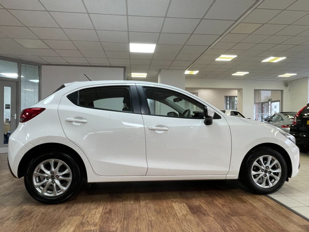 Used Mazda Mazda2 2015 for sale - 76582334: Photo 13