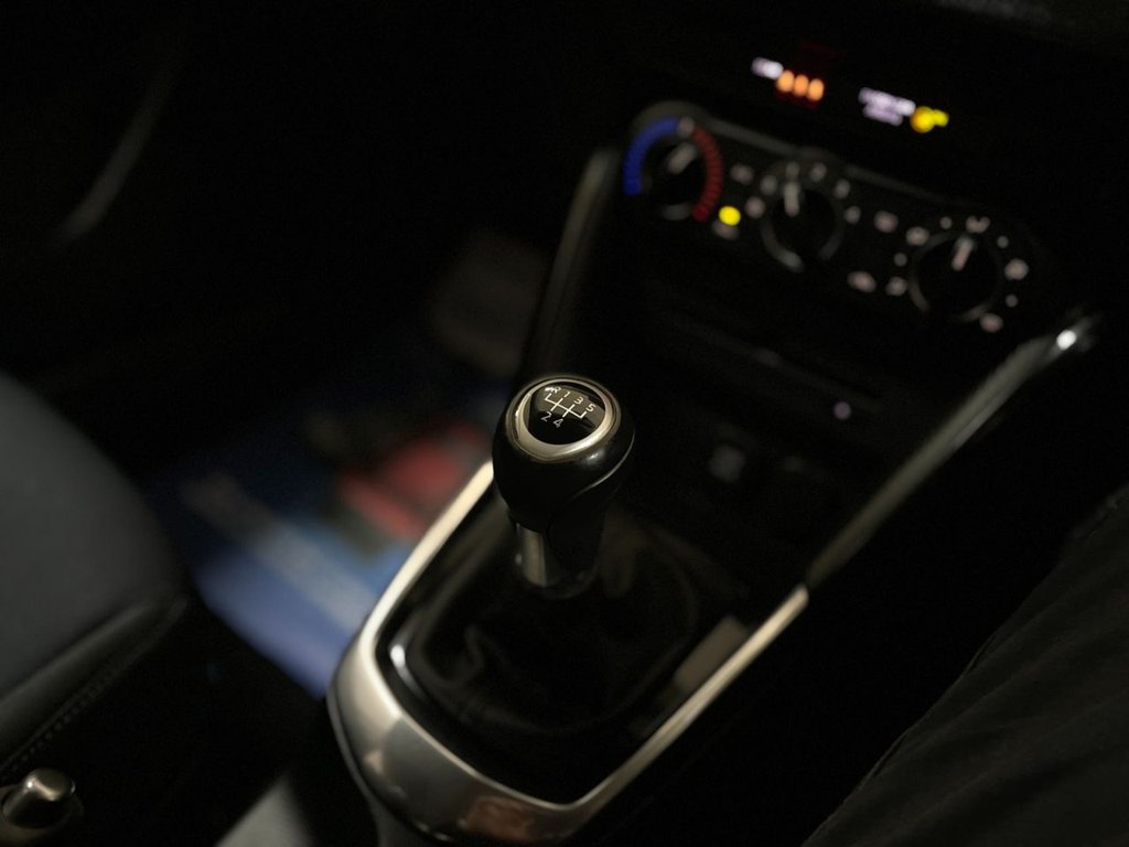 Used Mazda Mazda2 2015 for sale - 76582334: Photo 24