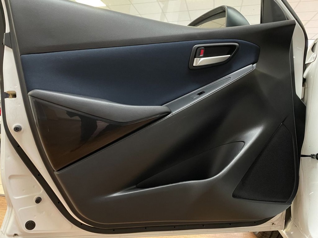 Used Mazda Mazda2 2015 for sale - 76582334: Photo 39