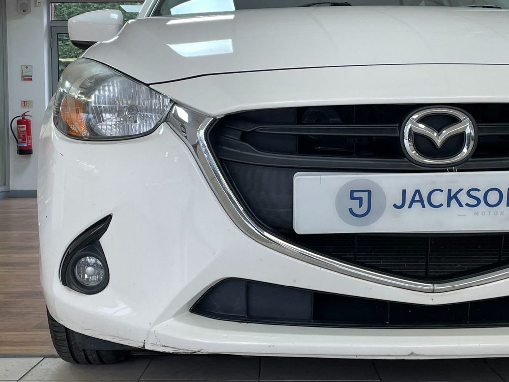 Used Mazda Mazda2 2015 for sale - 76582334: Photo 6