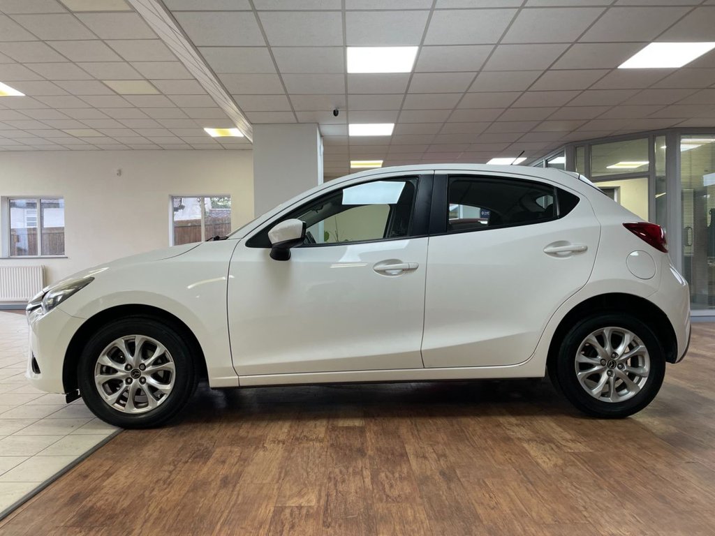 Used Mazda Mazda2 2015 for sale - 76582334: Photo 8