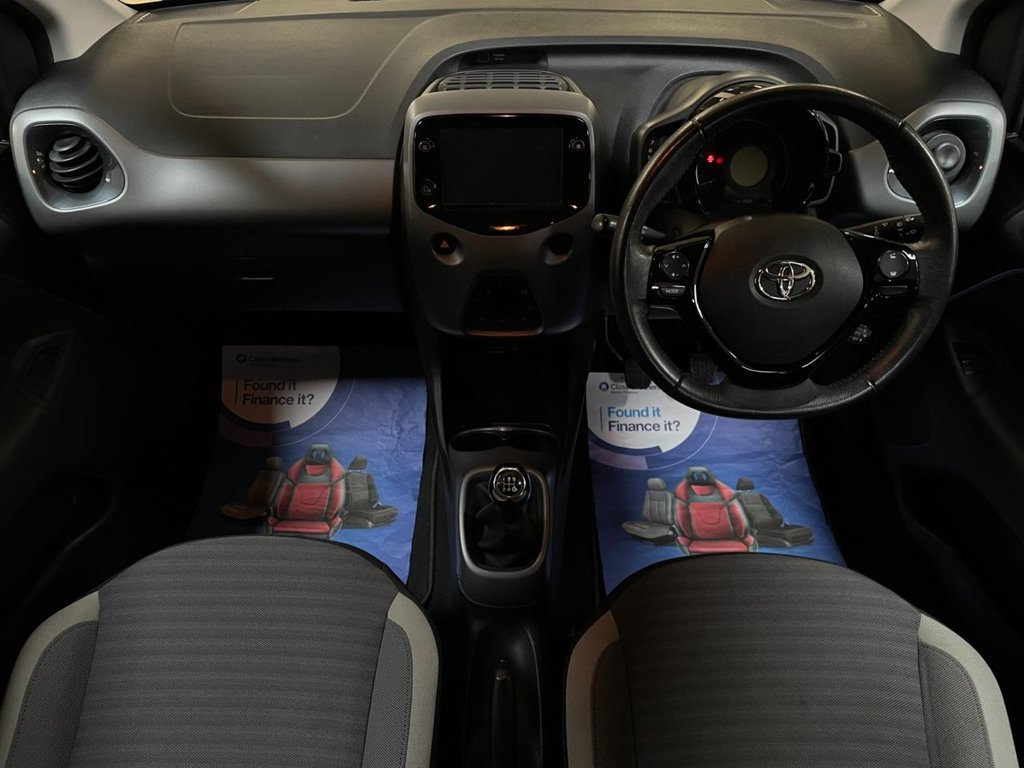 Used Toyota AYGO 2019 for sale - 76725108: Photo 2