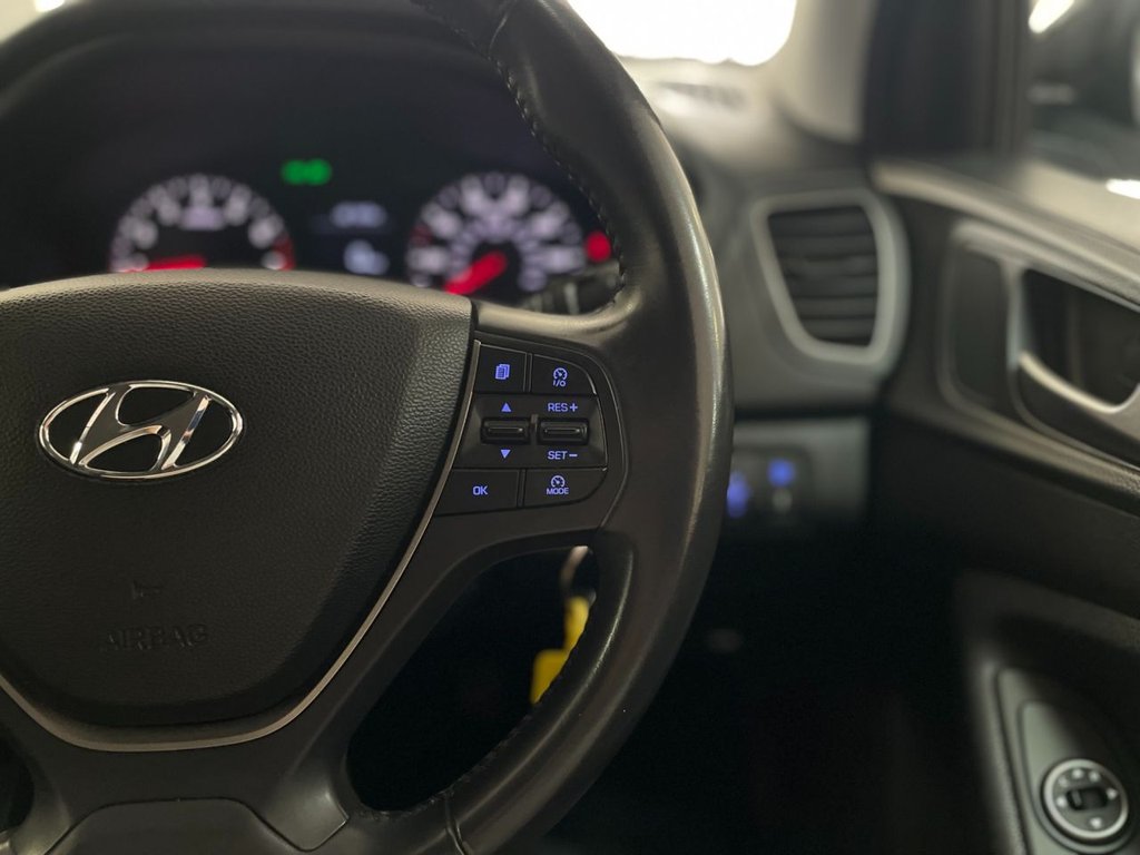 Used Hyundai i20 2019 for sale - 76558475: Photo 31