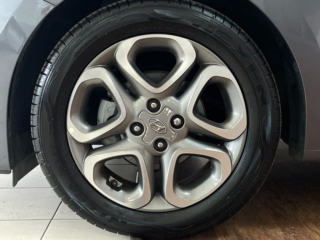 Used Hyundai i20 2019 for sale - 76558475: Photo 38