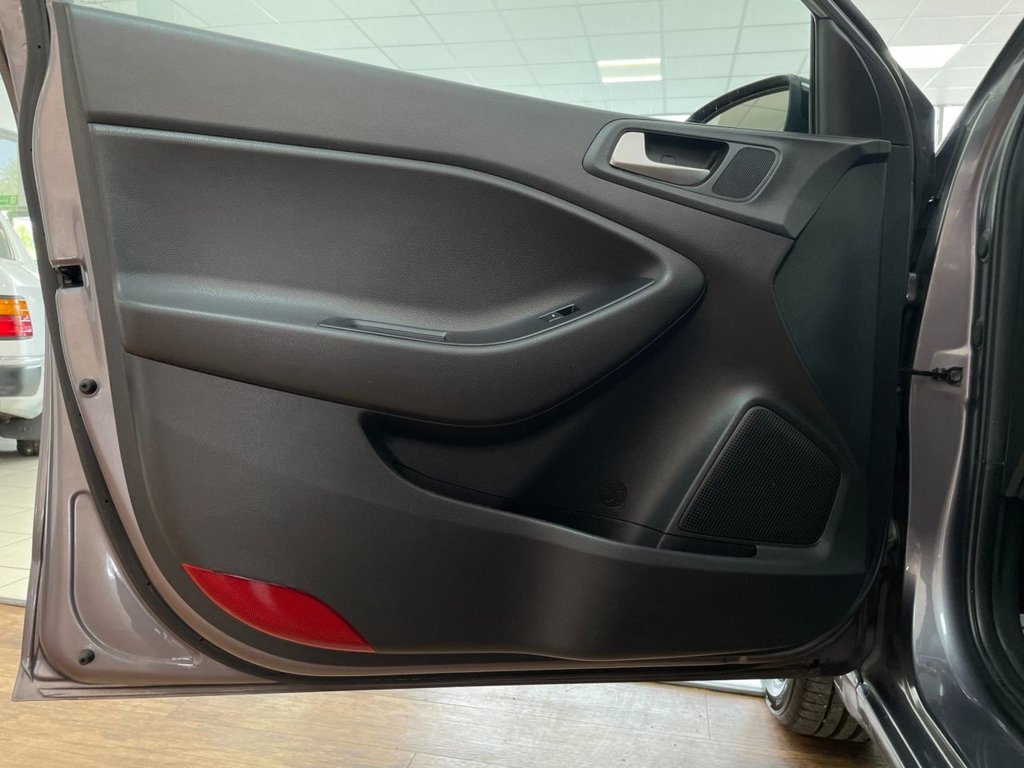 Used Hyundai i20 2019 for sale - 76558475: Photo 43