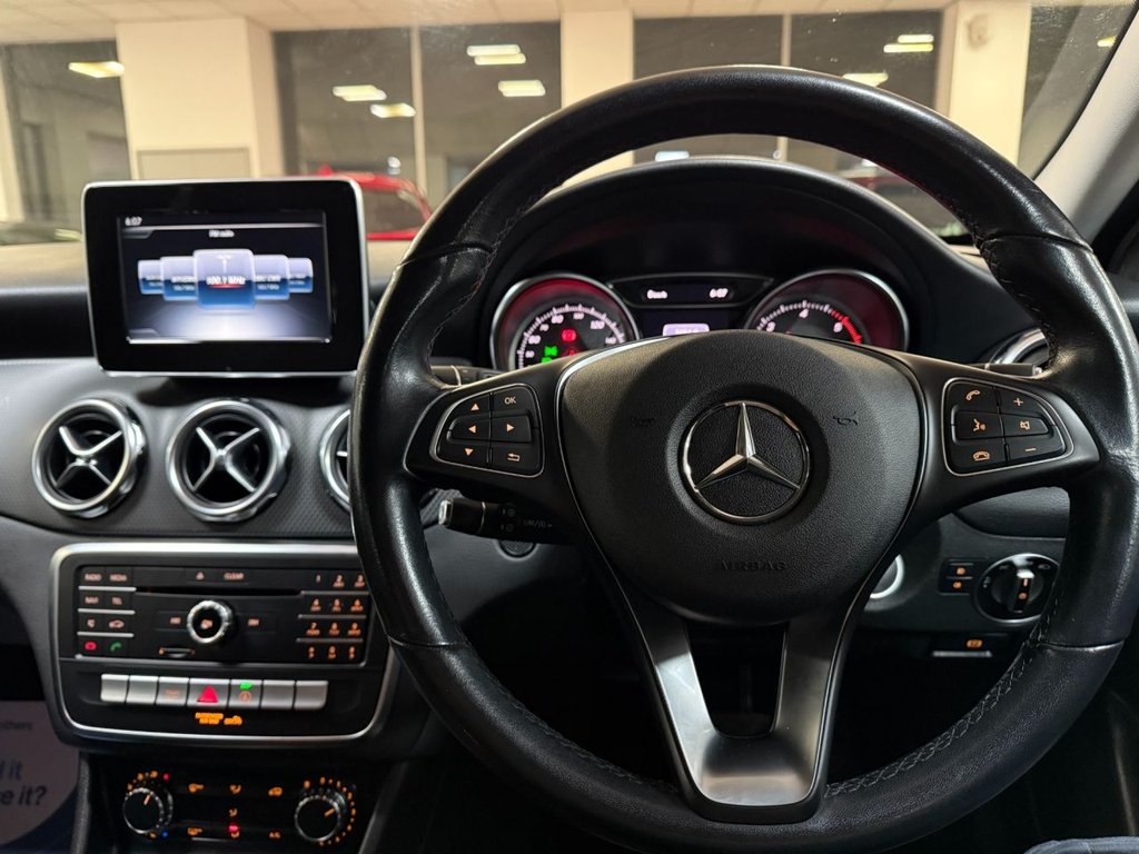 Used Mercedes-Benz GLA 2018 for sale - 77042521: Photo 17