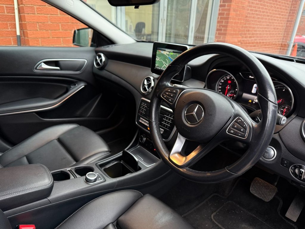 Used Mercedes-Benz GLA 2018 for sale - 77042521: Photo 3
