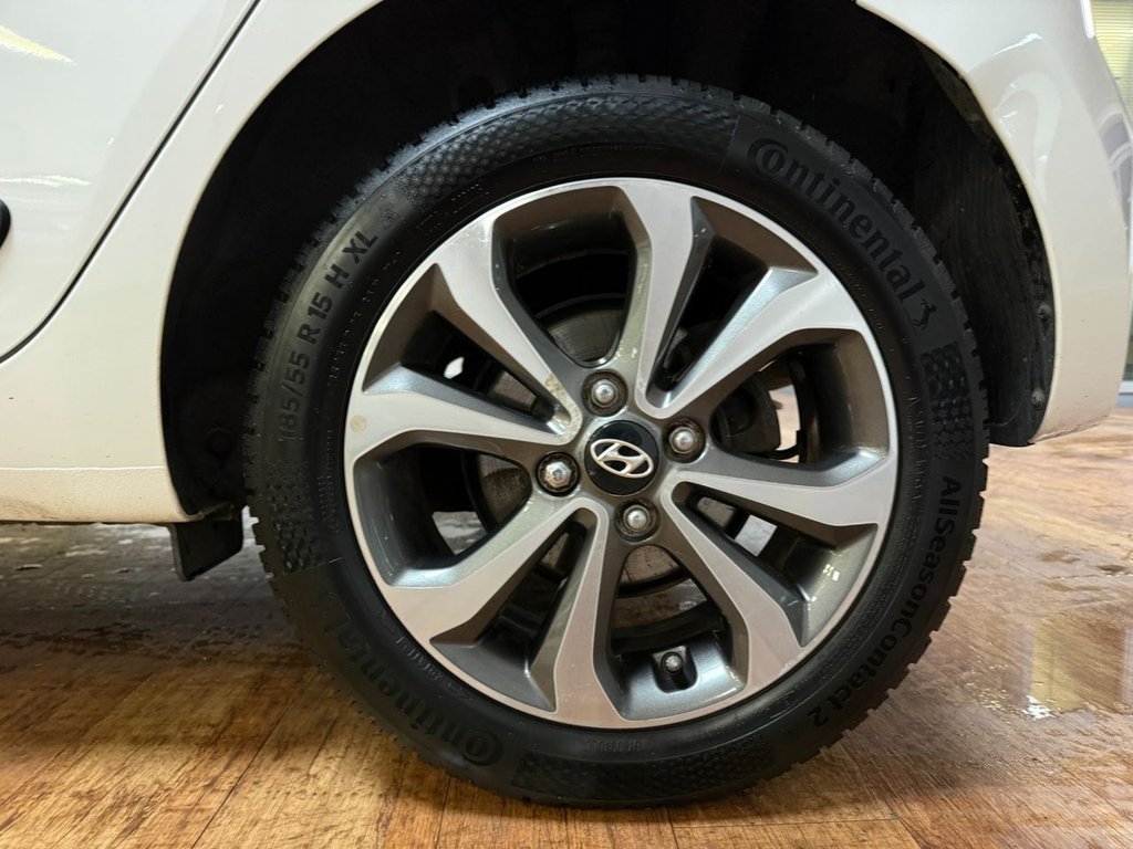 Used Hyundai i10 2018 for sale - 77293239: Photo 32