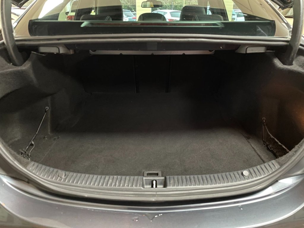 Used Mercedes-Benz C Class 2014 for sale - 76985866: Photo 44