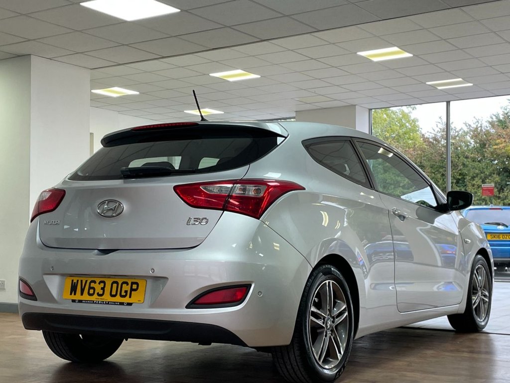 Used Hyundai i30 2013 for sale - 76345999: Photo 12
