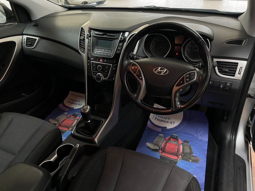 Used Hyundai i30 2013 for sale - 76345999: Photo 15