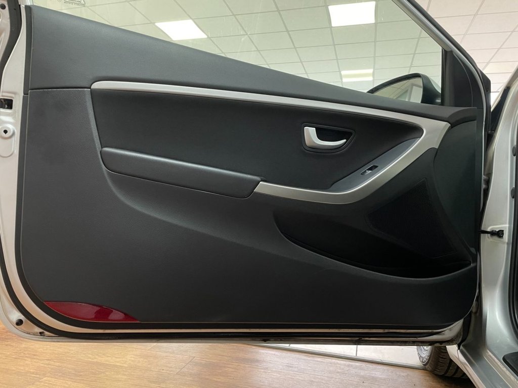 Used Hyundai i30 2013 for sale - 76345999: Photo 37