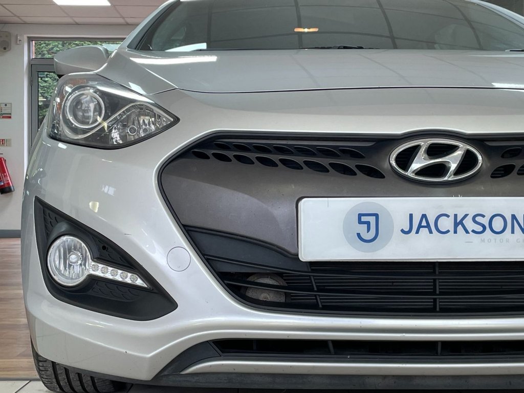 Used Hyundai i30 2013 for sale - 76345999: Photo 6