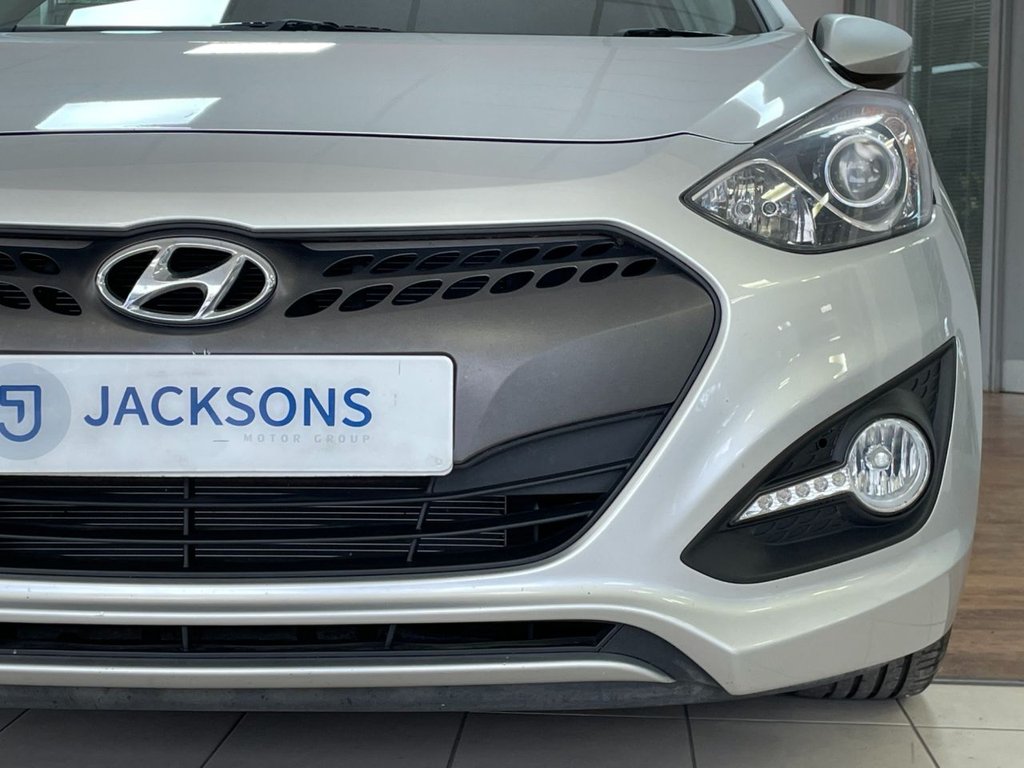 Used Hyundai i30 2013 for sale - 76345999: Photo 7