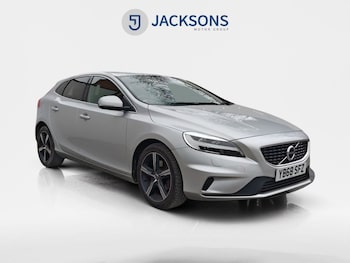 Used Volvo V40 2018 for sale - 78330726: Photo