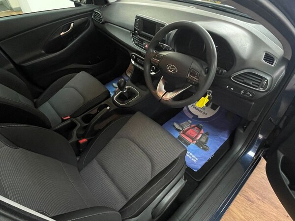 Used Hyundai i30 2017 for sale - 76092548: Photo 15