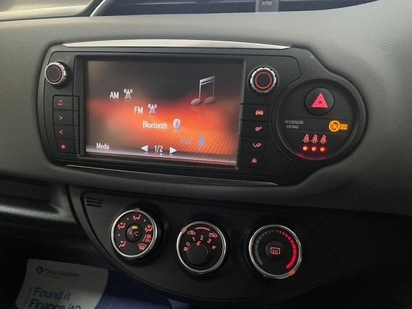 Used Toyota Yaris 2014 for sale - 76279362: Photo 23