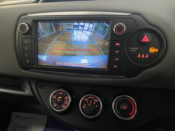 Used Toyota Yaris 2014 for sale - 76279362: Photo 24