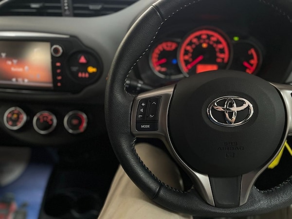 Used Toyota Yaris 2014 for sale - 76279362: Photo 27