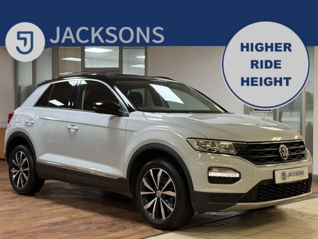 Used Volkswagen T-Roc 2019 for sale - 76927602: Photo 1