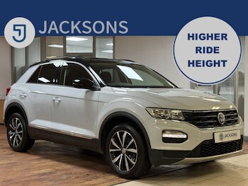 Used Volkswagen T-Roc 2019 for sale - 76927602: Photo