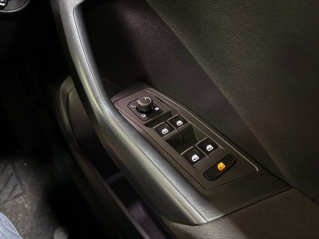 Used Volkswagen T-Roc 2019 for sale - 76927602: Photo 29