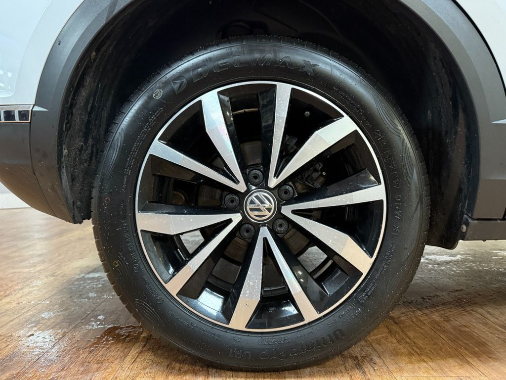 Used Volkswagen T-Roc 2019 for sale - 76927602: Photo 34