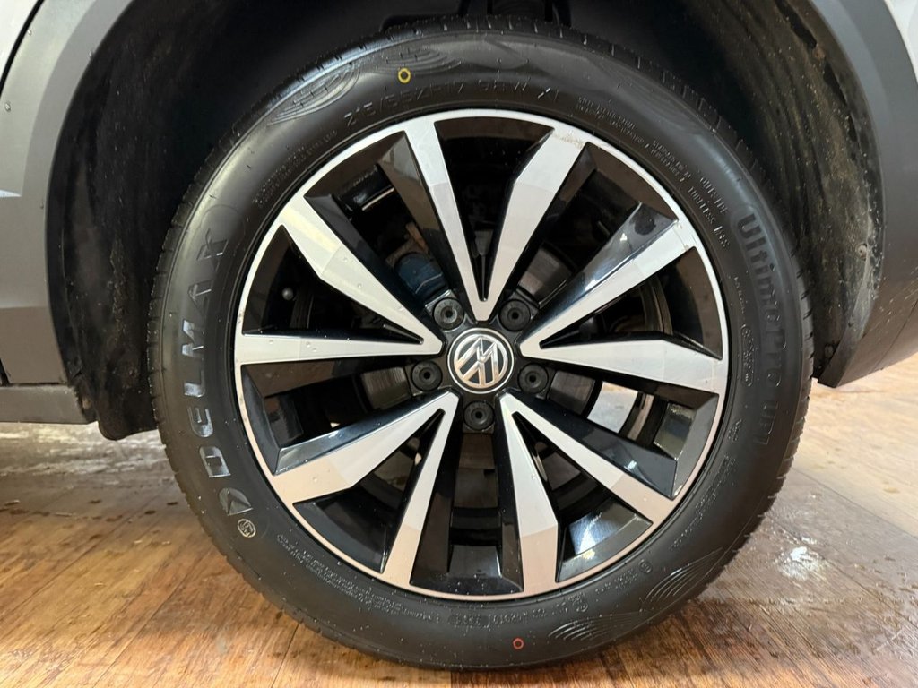 Used Volkswagen T-Roc 2019 for sale - 76927602: Photo 35