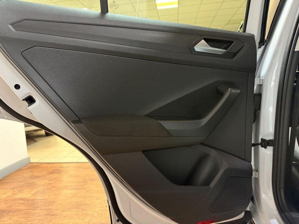 Used Volkswagen T-Roc 2019 for sale - 76927602: Photo 40