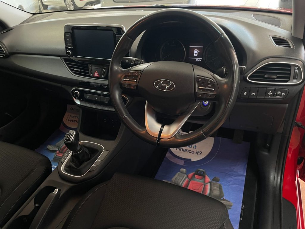 Used Hyundai i30 2018 for sale - 76028940: Photo 15