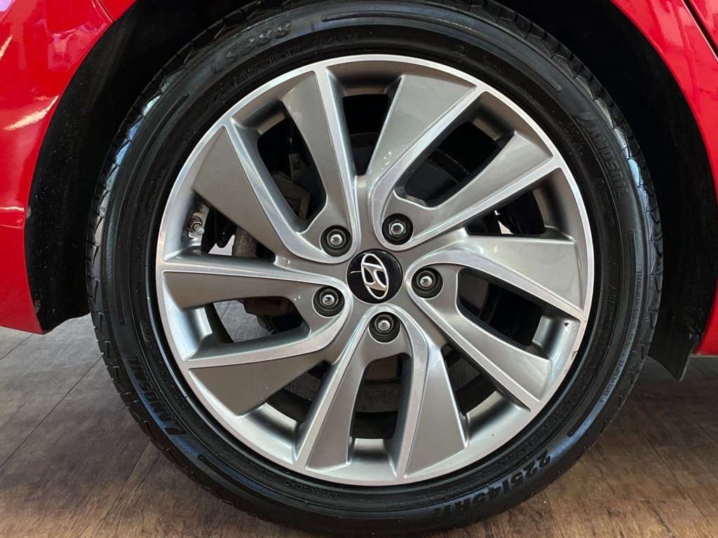 Used Hyundai i30 2018 for sale - 76028940: Photo 36