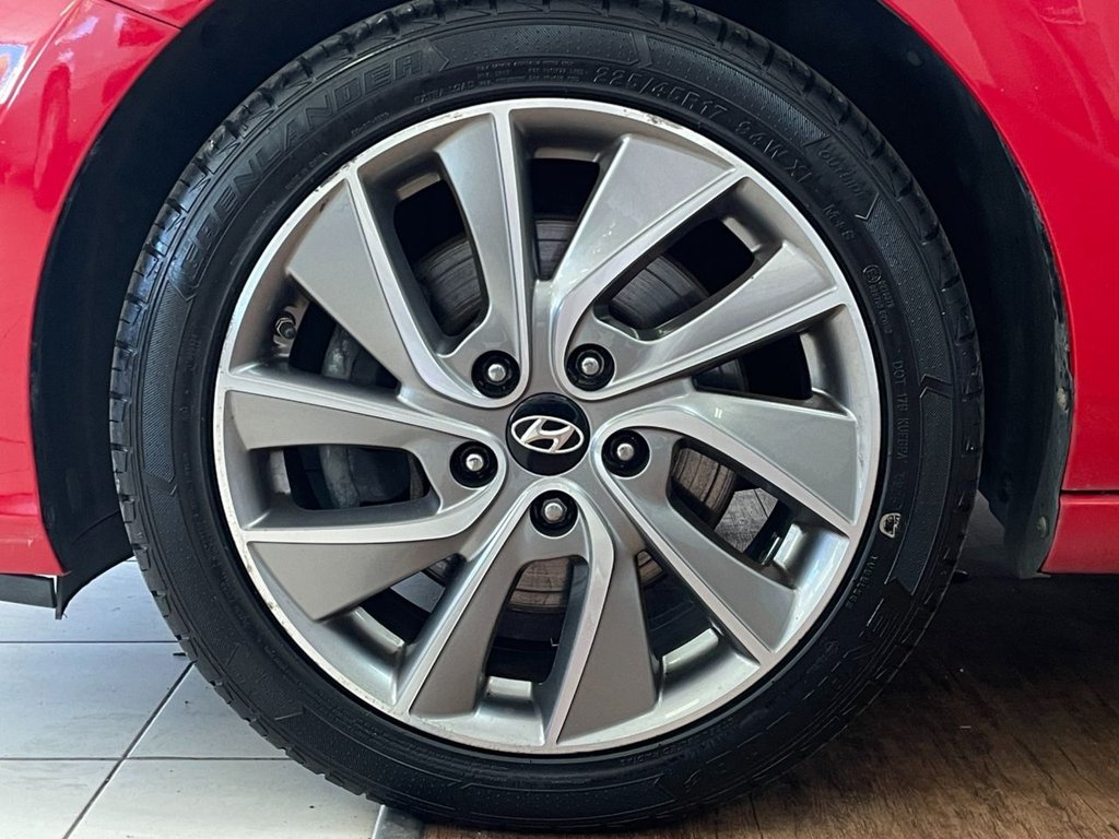 Used Hyundai i30 2018 for sale - 76028940: Photo 38