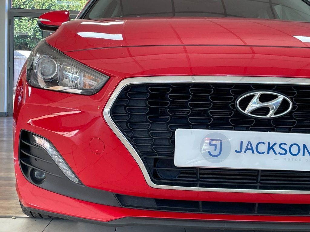 Used Hyundai i30 2018 for sale - 76028940: Photo 6