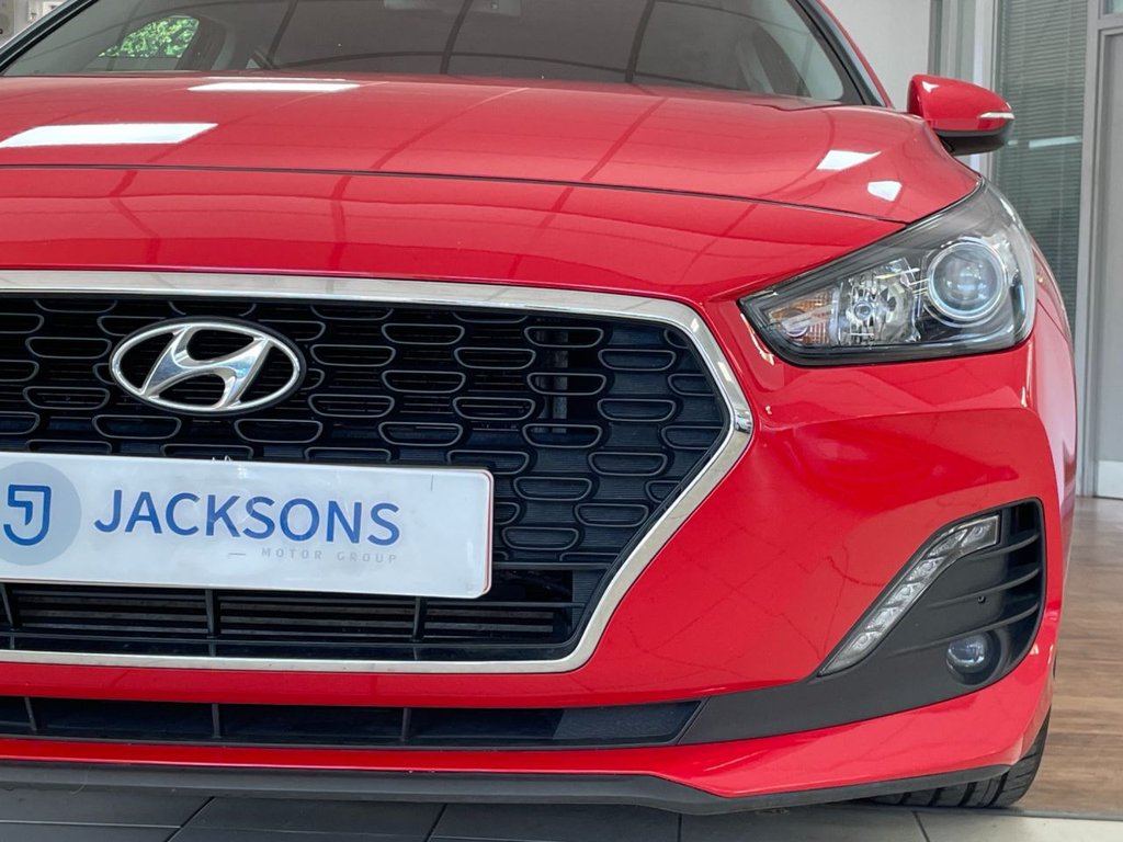 Used Hyundai i30 2018 for sale - 76028940: Photo 7