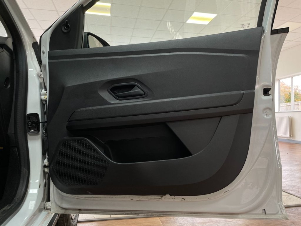 Used Dacia Jogger 2022 for sale - 76496062: Photo 35